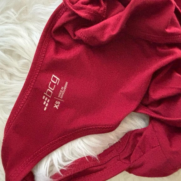 Women’s Set of 2 Tees - Picture 6 of 6